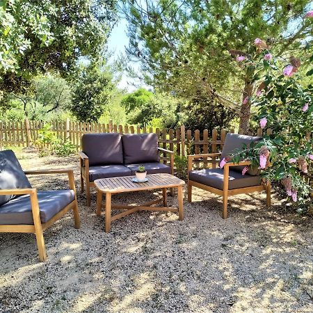 L'Arbre A Soleil Villa Aigues-Vives  ภายนอก รูปภาพ