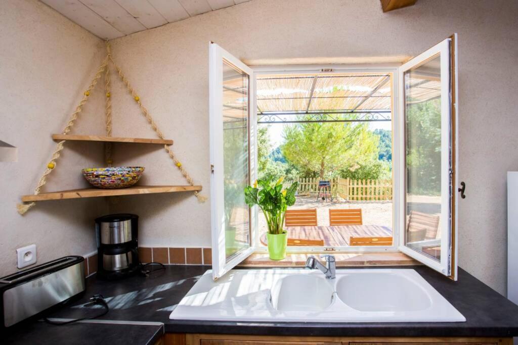 L'Arbre A Soleil Villa Aigues-Vives  ภายนอก รูปภาพ