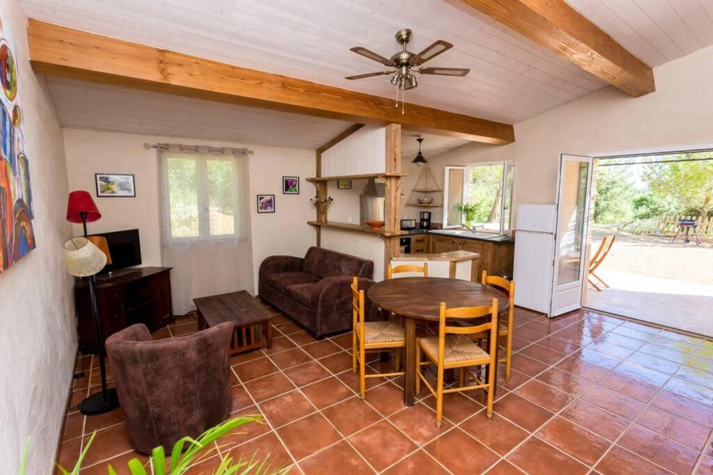 L'Arbre A Soleil Villa Aigues-Vives  ภายนอก รูปภาพ