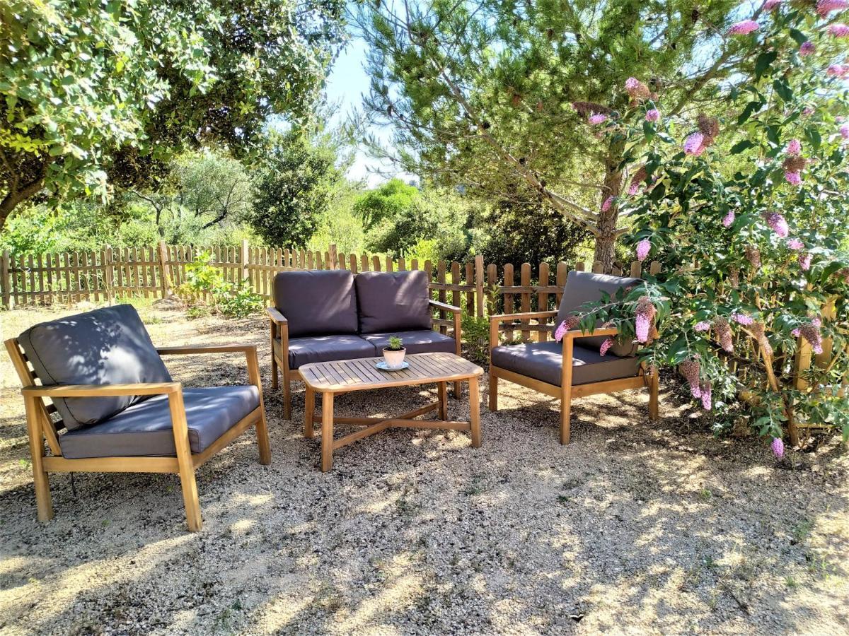 L'Arbre A Soleil Villa Aigues-Vives  ภายนอก รูปภาพ